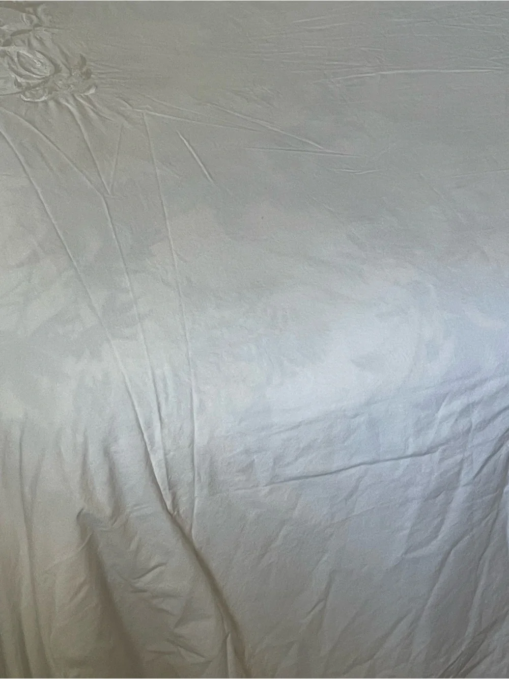 Tommy Bahama Classic White Embroidered duvet cover. Neutral Home Bedding